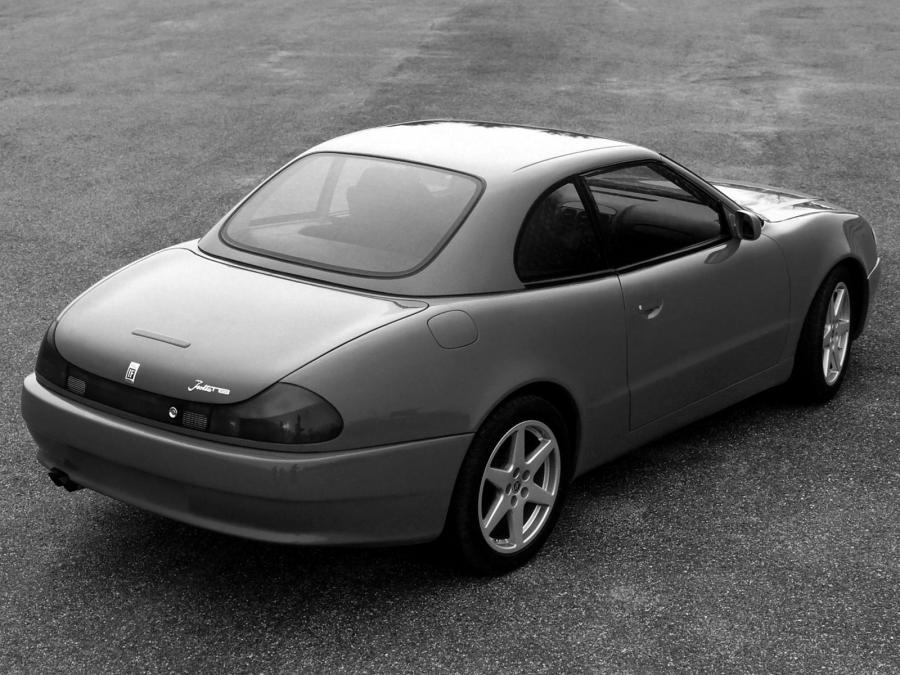  Isotta-Fraschini T8 1996 года  (фото 2 из 5)